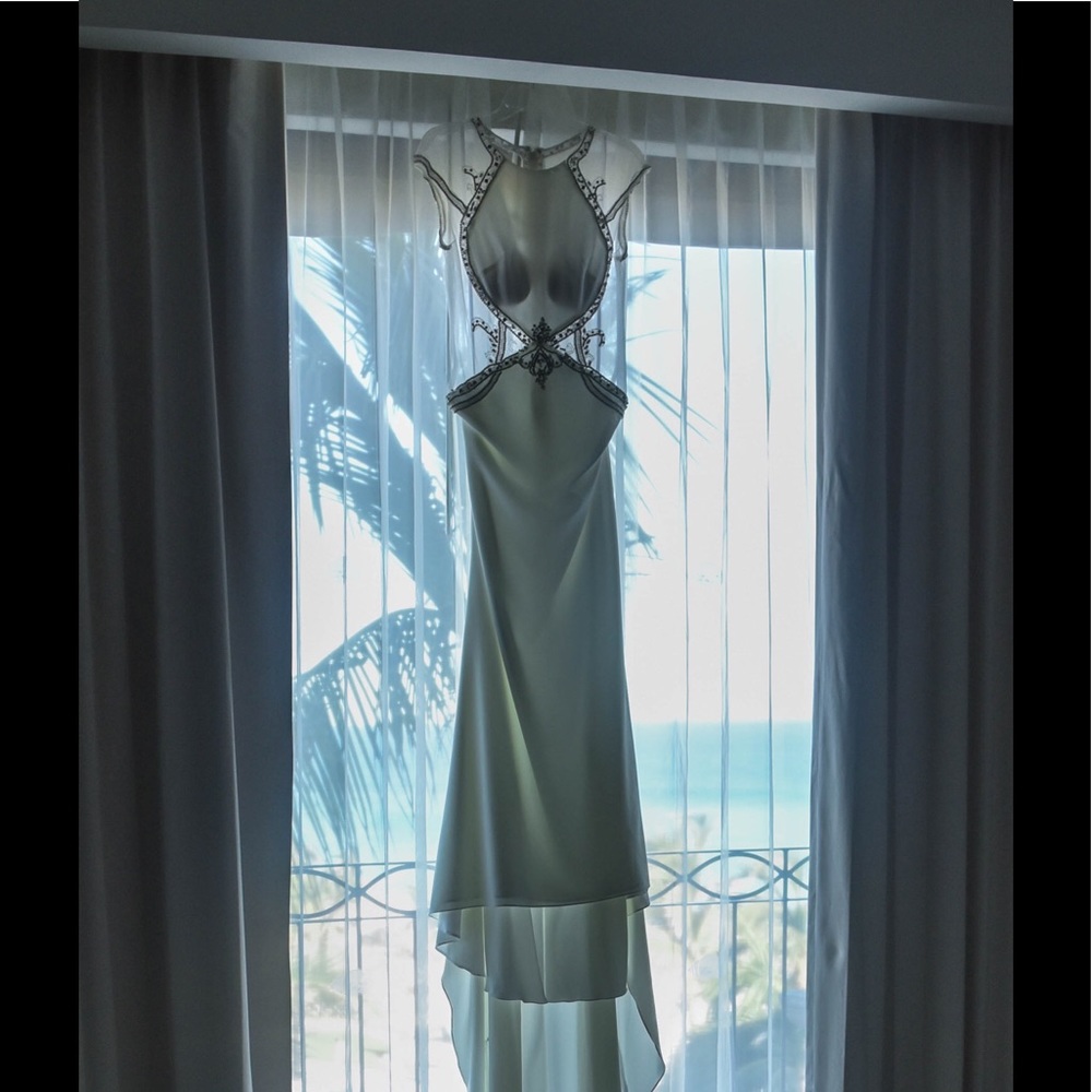 Angel Rivera Couture Gown (Fits Sz 4, Sold As Is)